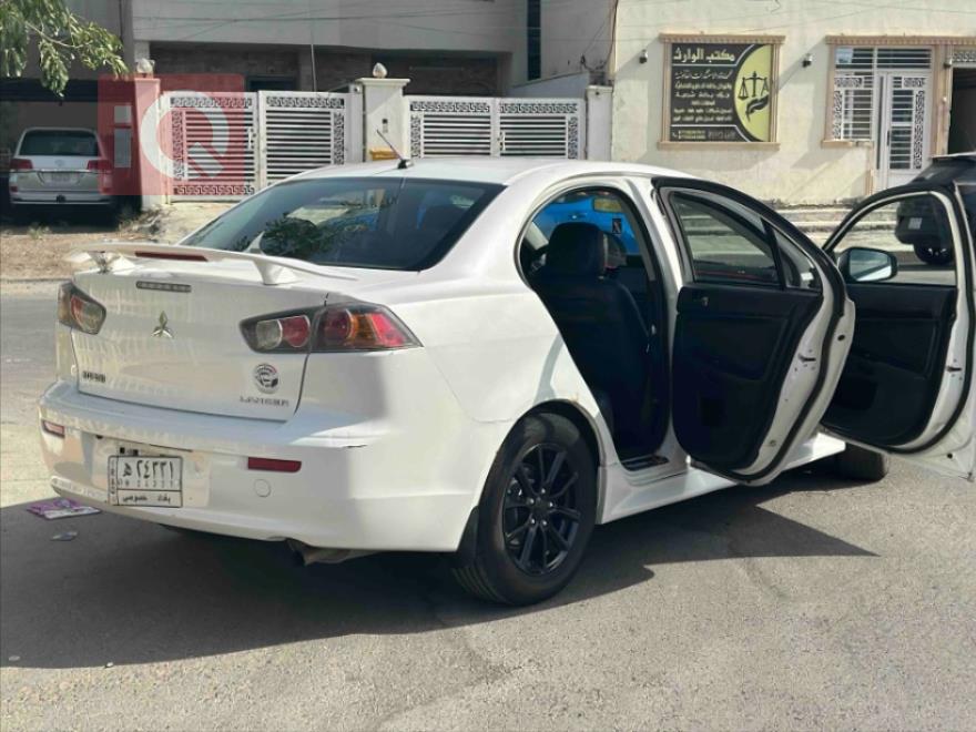 Mitsubishi Lancer EX